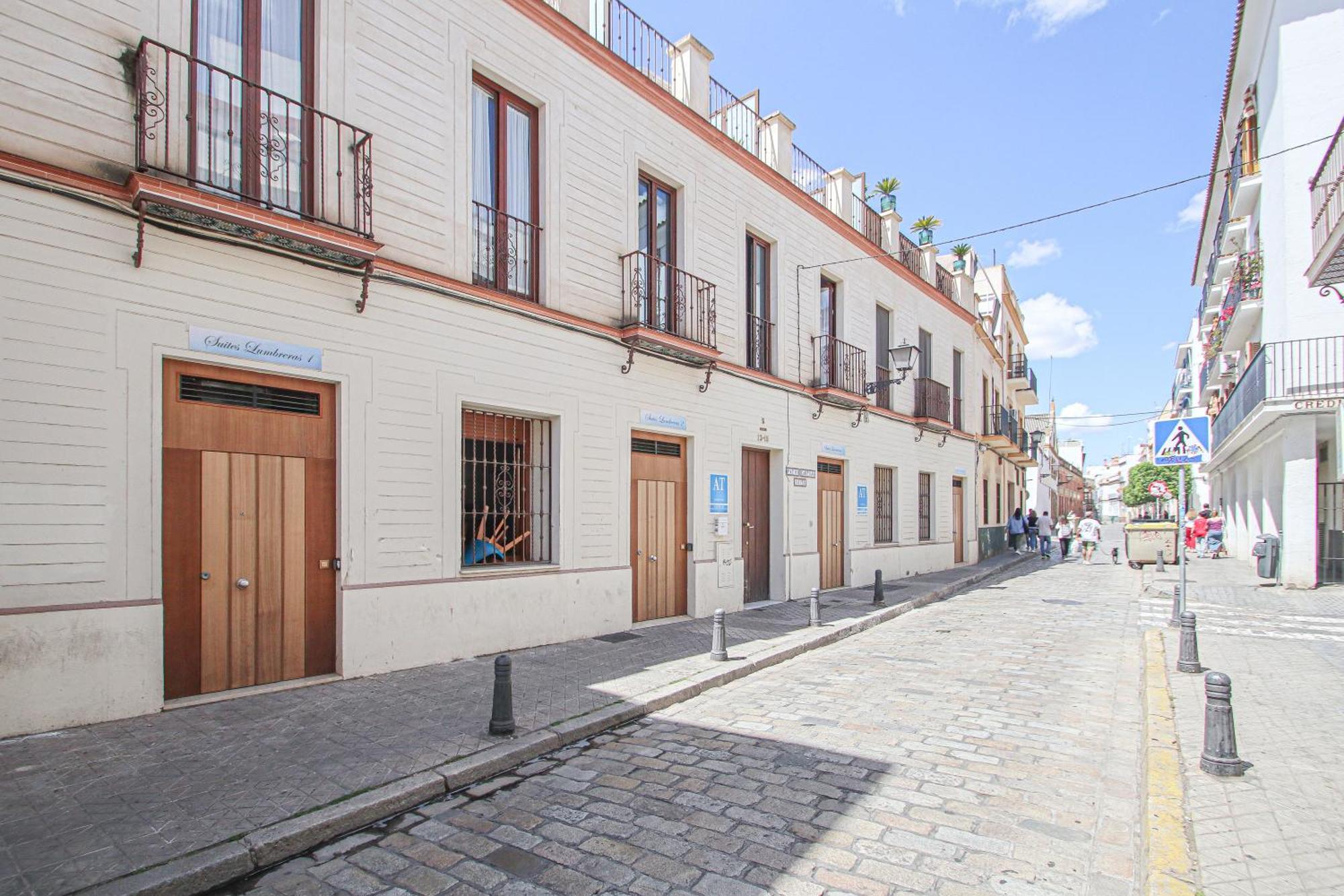 Appartement Charming In The Center - 10m Walk Isla Magica